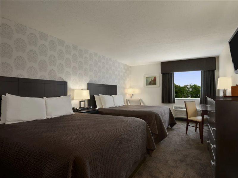 Travelodge By Wyndham Hubbard Oh Экстерьер фото